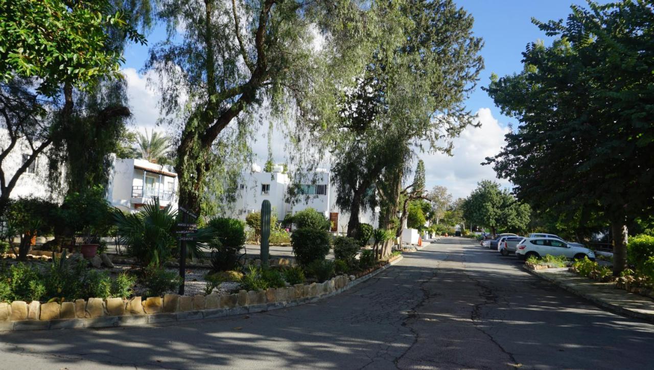 Paphos Gardens, Near Beach Bagian luar foto