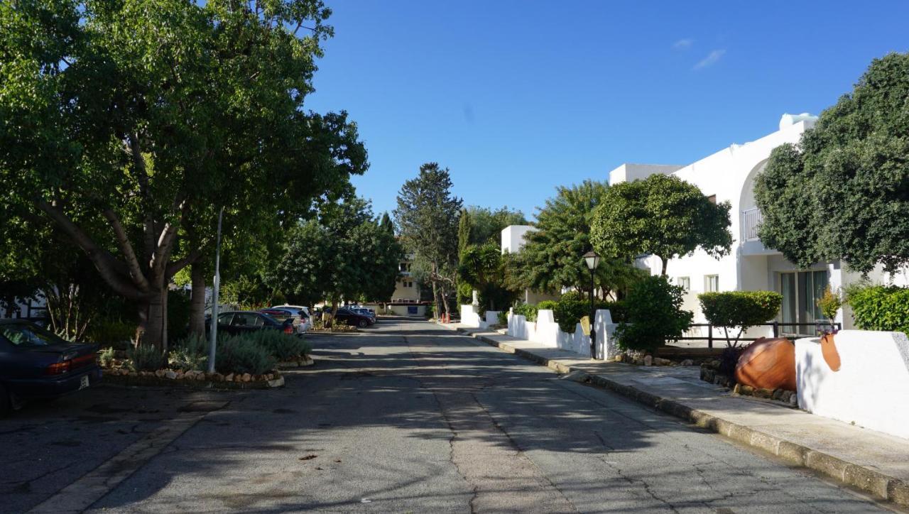 Paphos Gardens, Near Beach Bagian luar foto