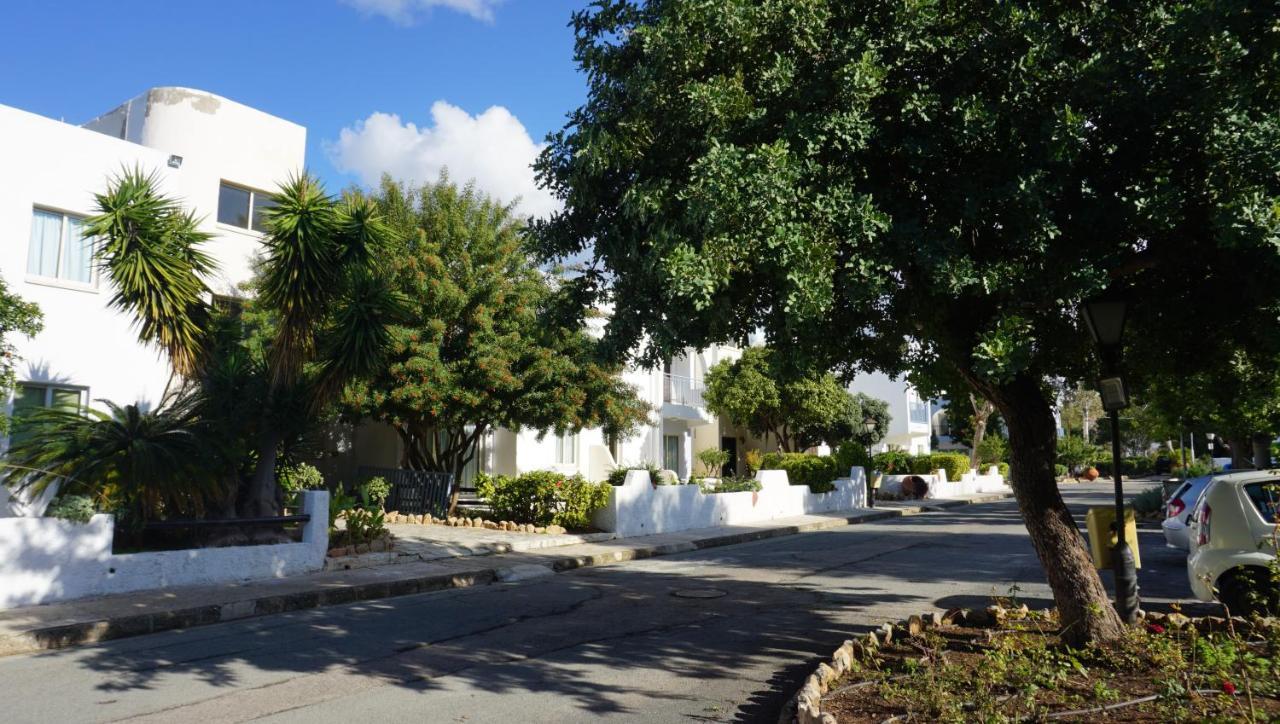 Paphos Gardens, Near Beach Bagian luar foto